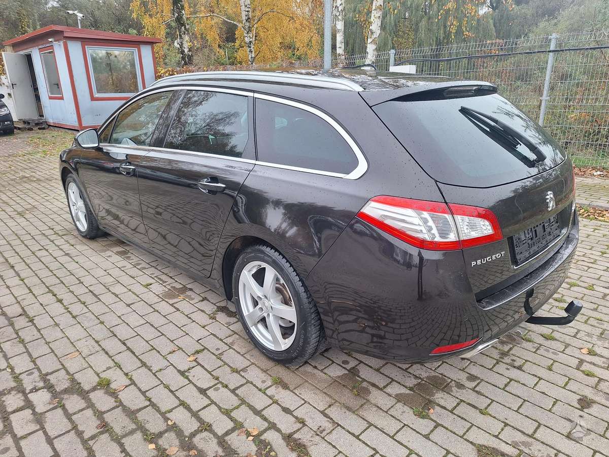 Peugeot 508 2011 — photo 8