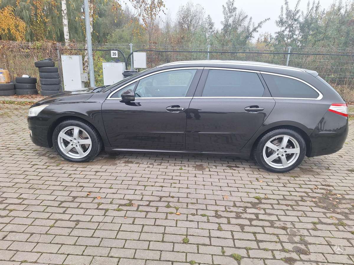 Peugeot 508 2011 — photo 9