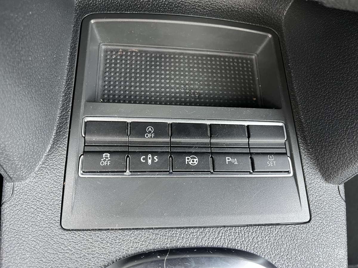Volkswagen Touran 2014 — photo 17
