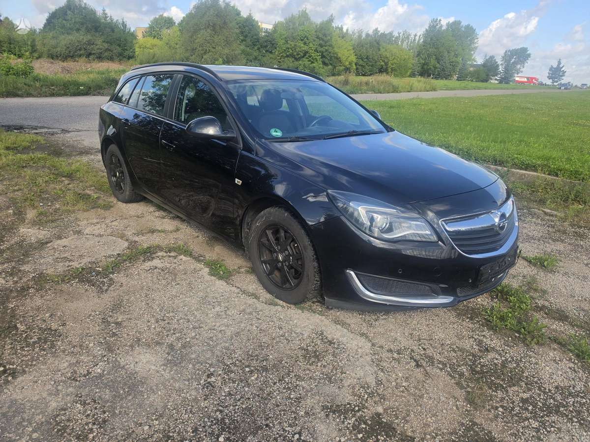Opel Insignia 2015 — photo 16