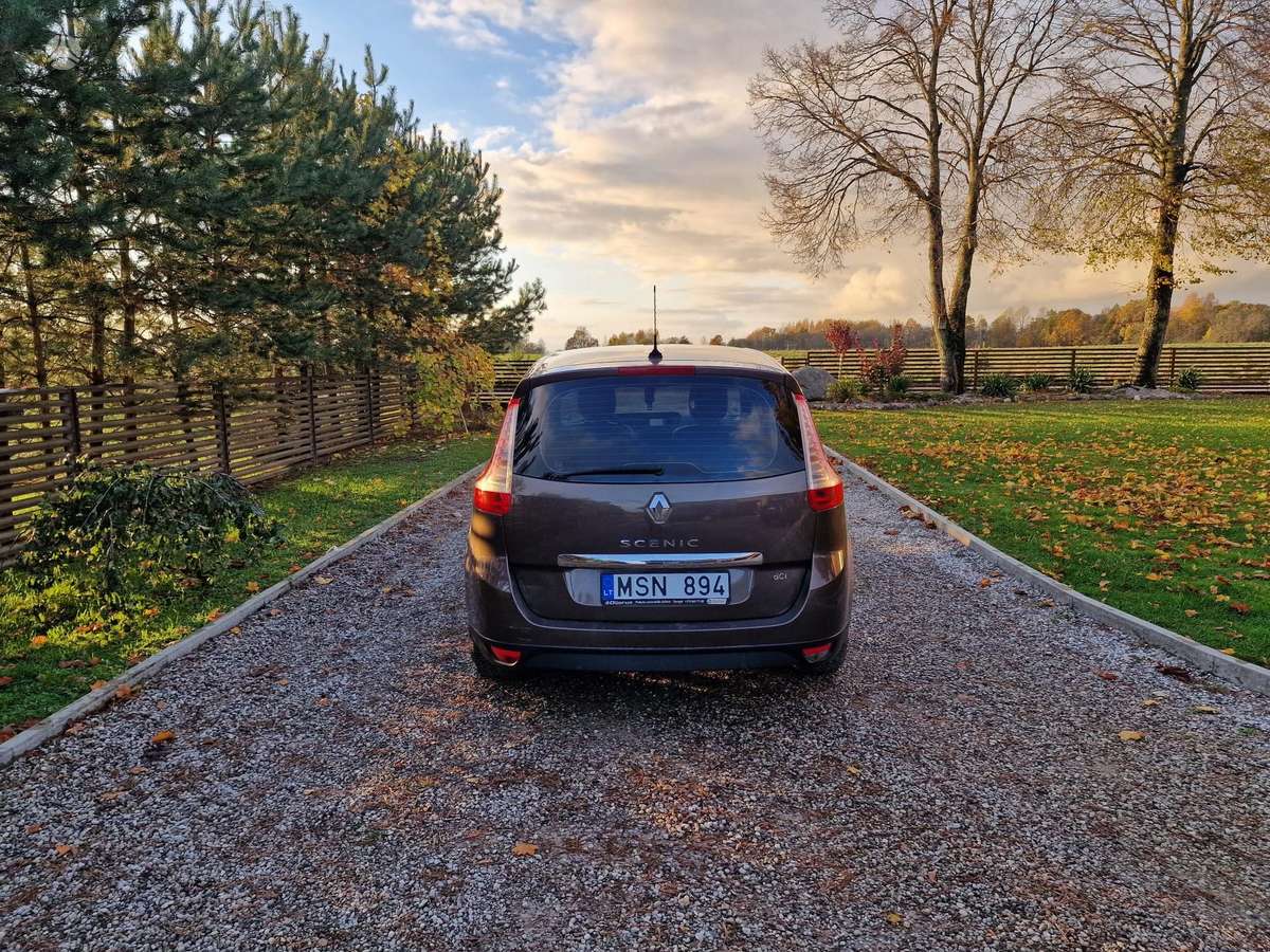 Renault Grand 2013 — engine 1461 cm³, 110 HP (81kW)