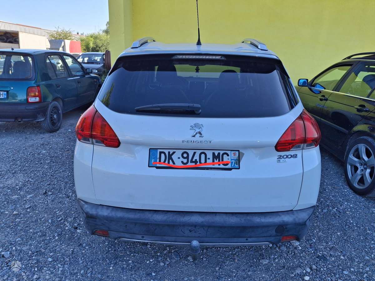 Peugeot 2008 2014 — engine 1600 cm³, 92 HP (68kW)