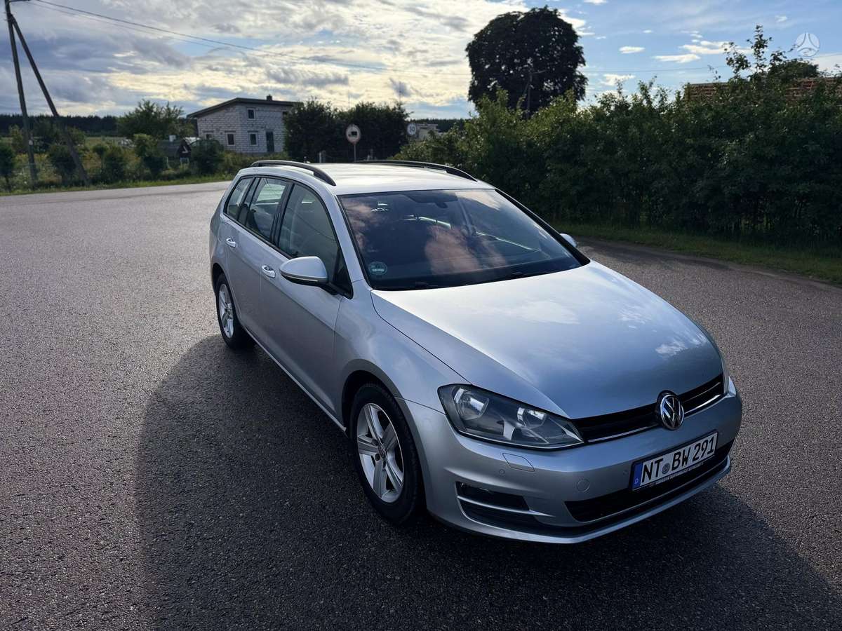 Volkswagen Golf 2014 — interior