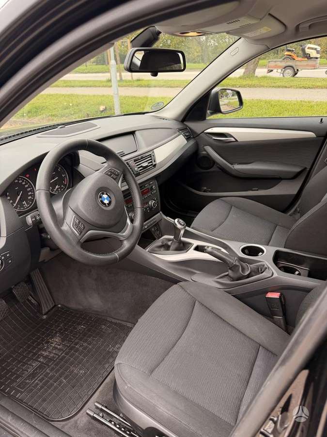 BMW X1 2014 — photo 7