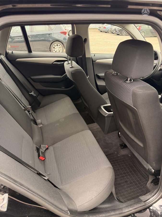 BMW X1 2014 — photo 8