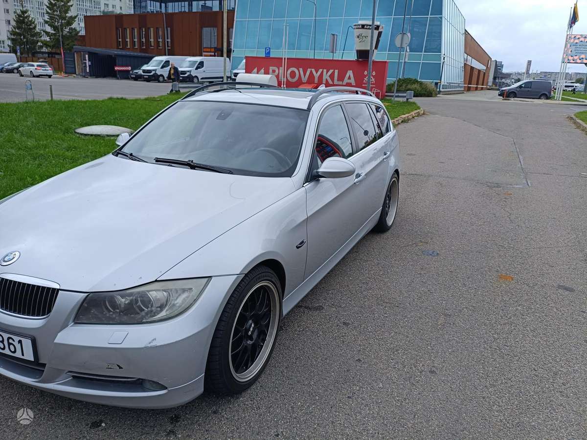 BMW 330 2007 — photo 13