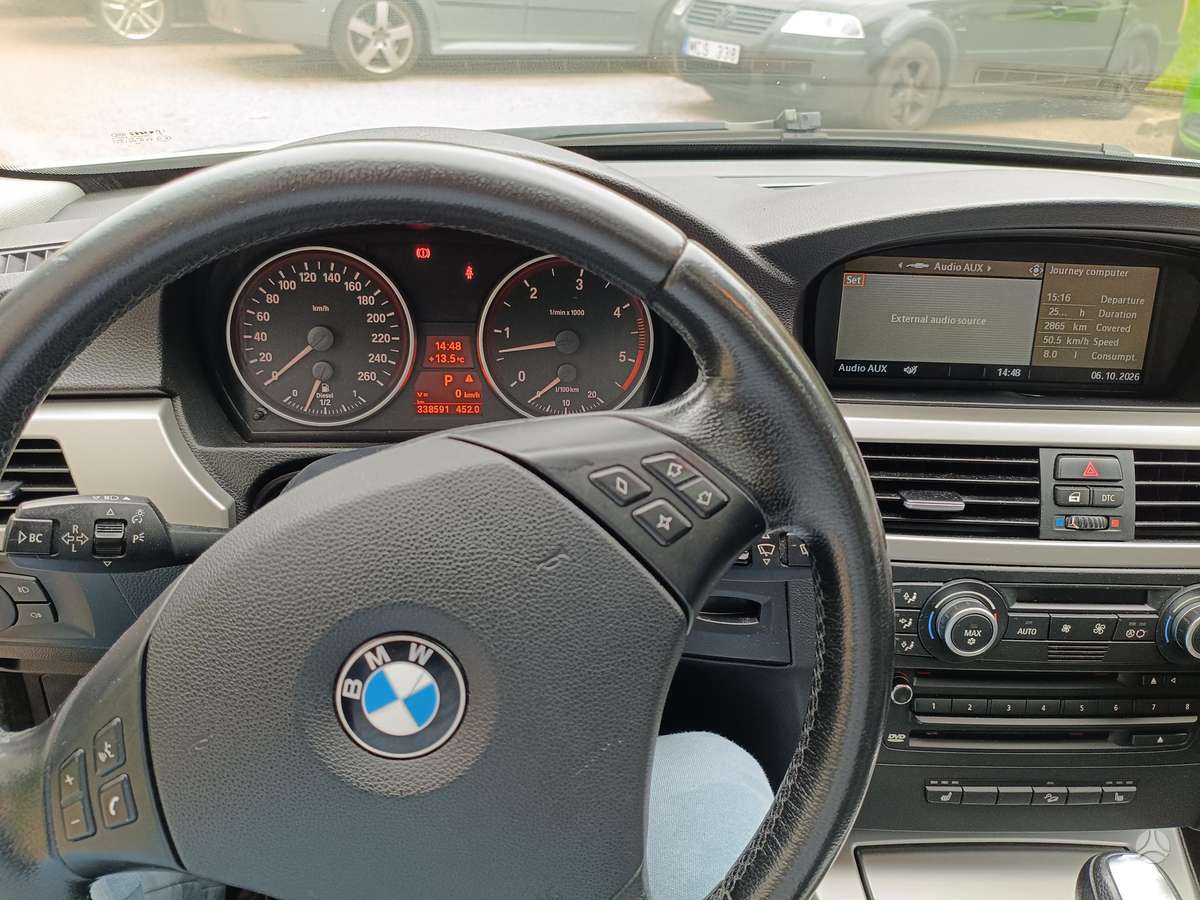 BMW 330 2007 — photo 15