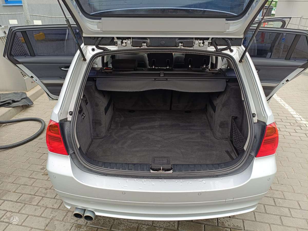 BMW 330 2007 — photo 33