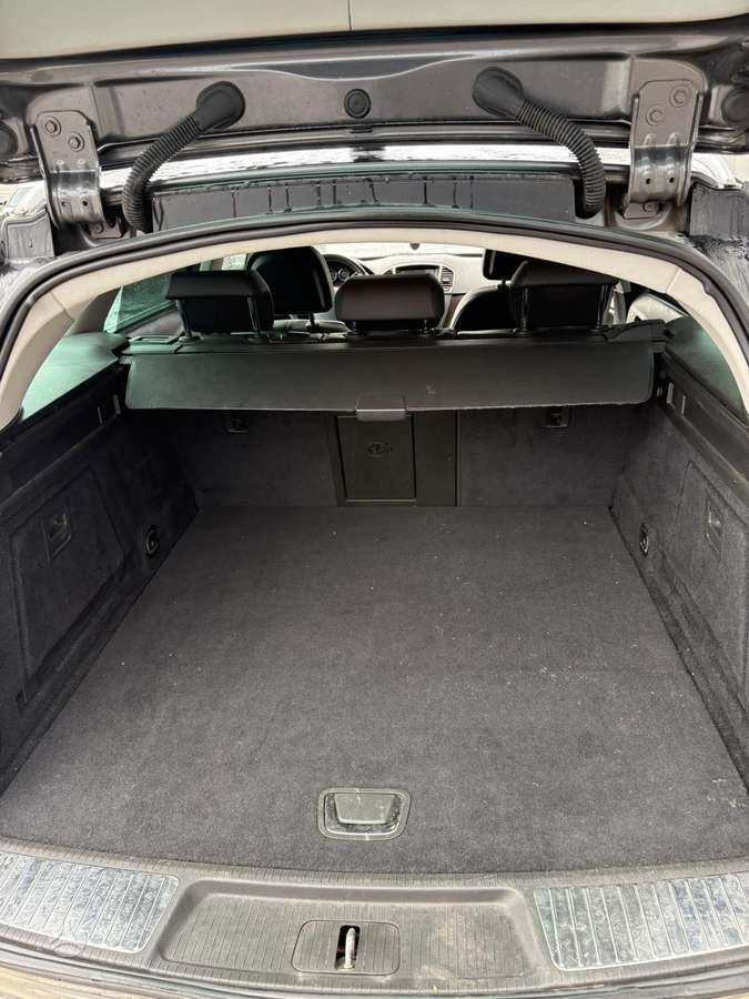 Opel Insignia 2009 — photo 10