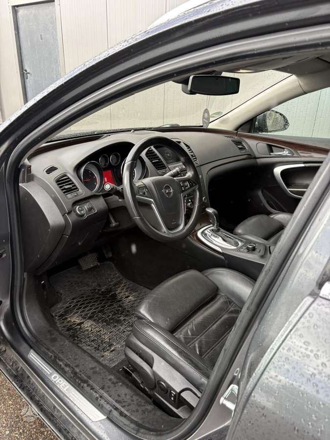 Opel Insignia 2009 — photo 6