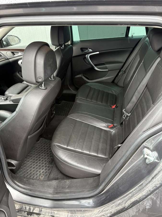 Opel Insignia 2009 — photo 7