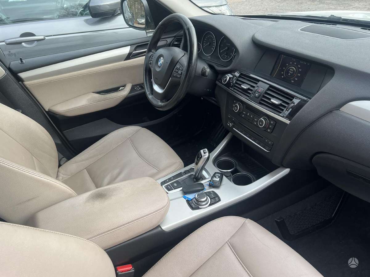 BMW X3 2013 — photo 11