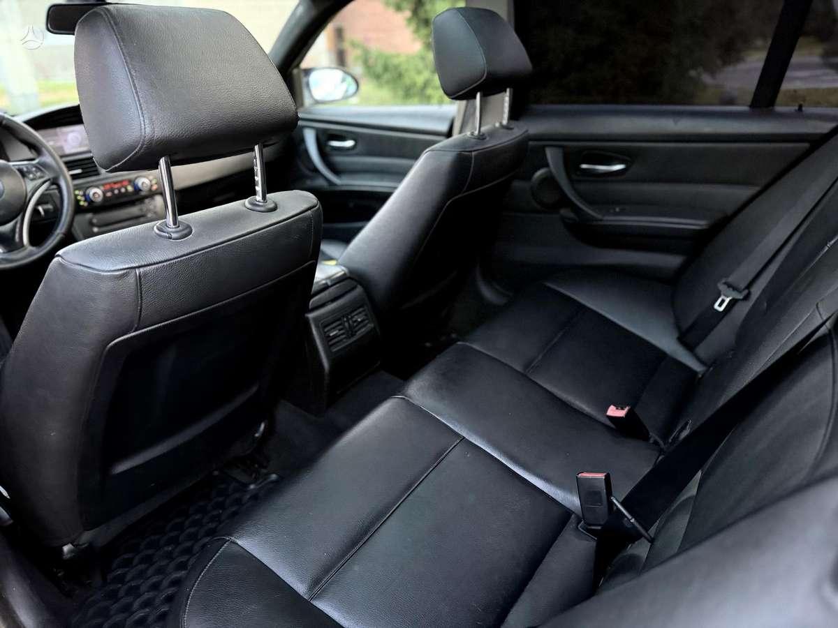 BMW 320 2007 — photo 13