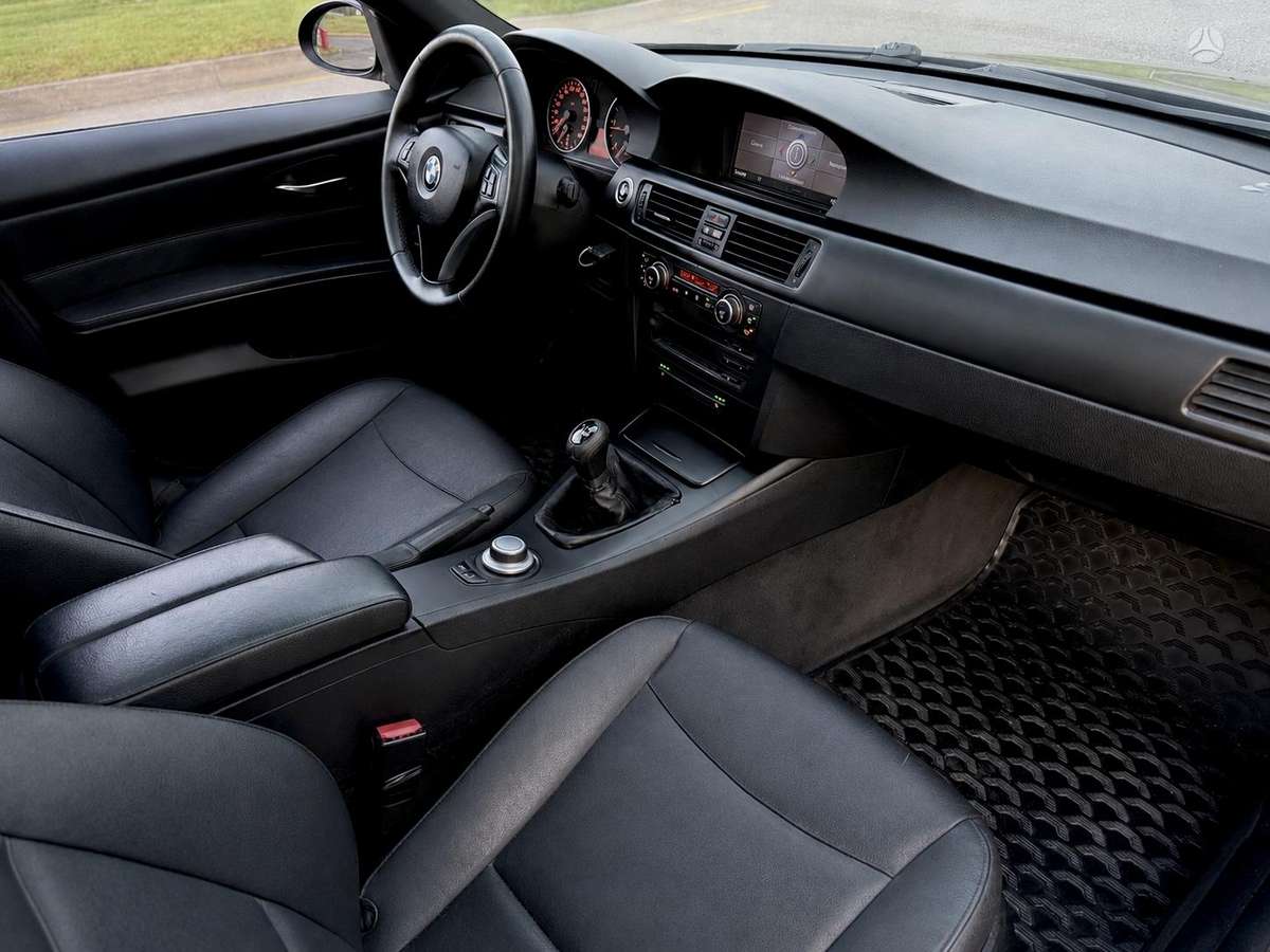 BMW 320 2007 — photo 16
