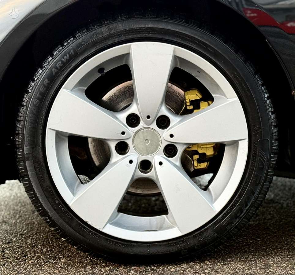 BMW 320 2007 — photo 6