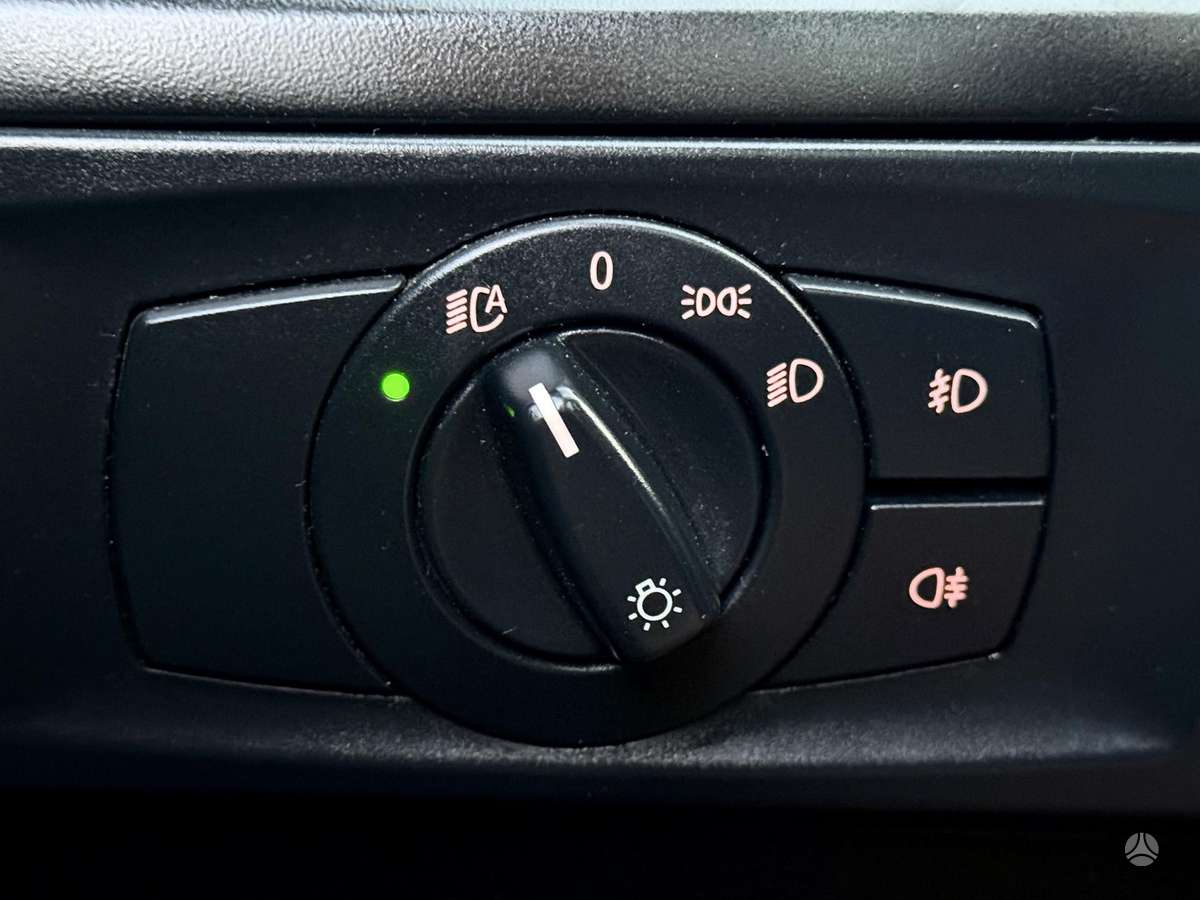 BMW 320 2007 — photo 9