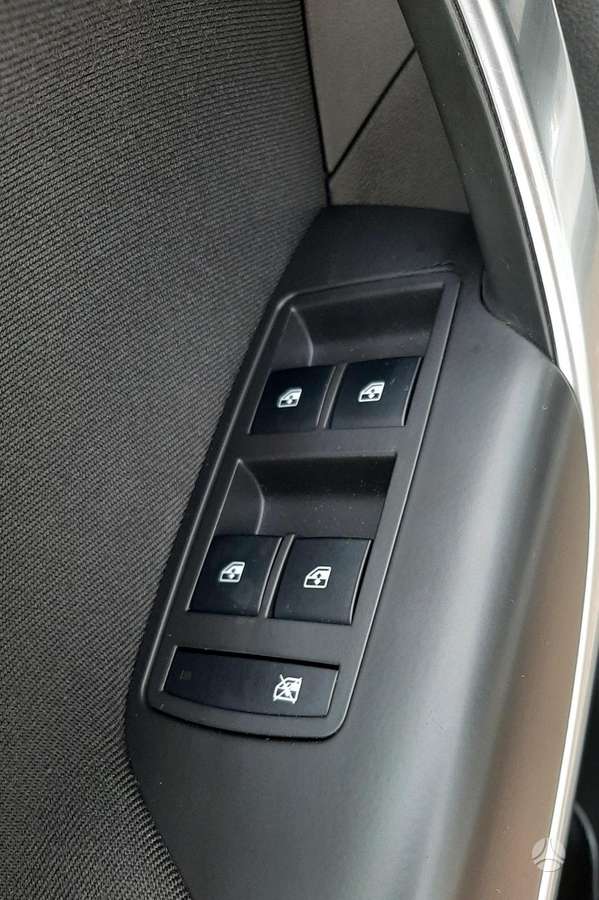 Opel Insignia 2014 — photo 13