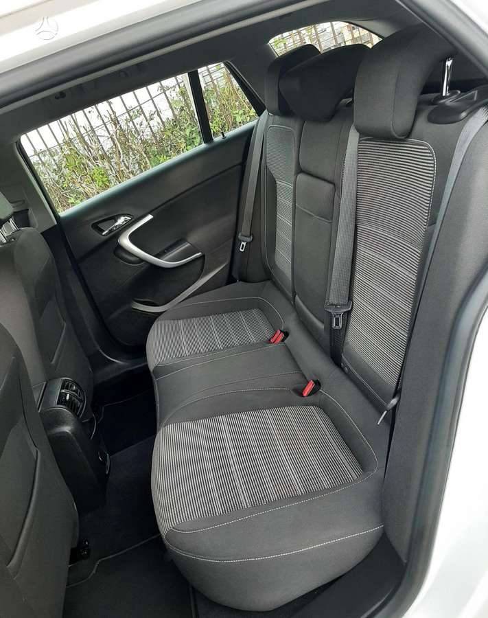 Opel Insignia 2014 — photo 9