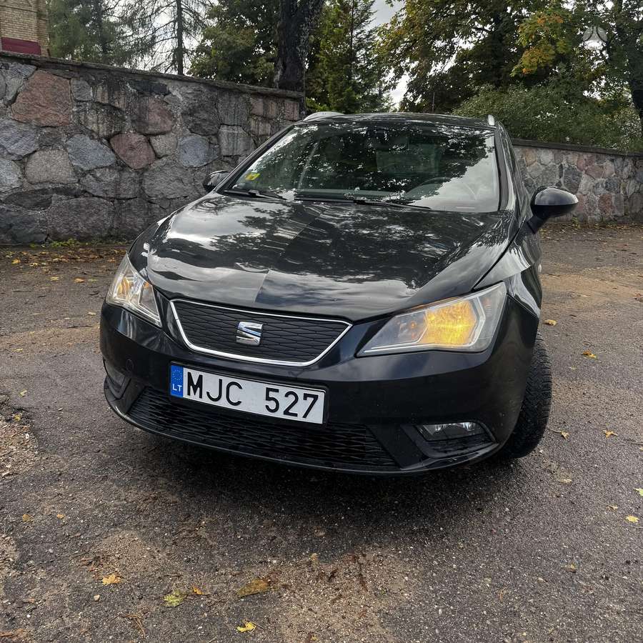 Seat Ibiza 2012 — interior