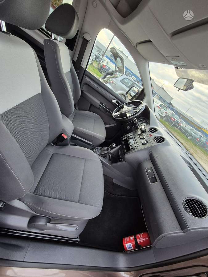 Volkswagen Caddy 2014 — photo 25