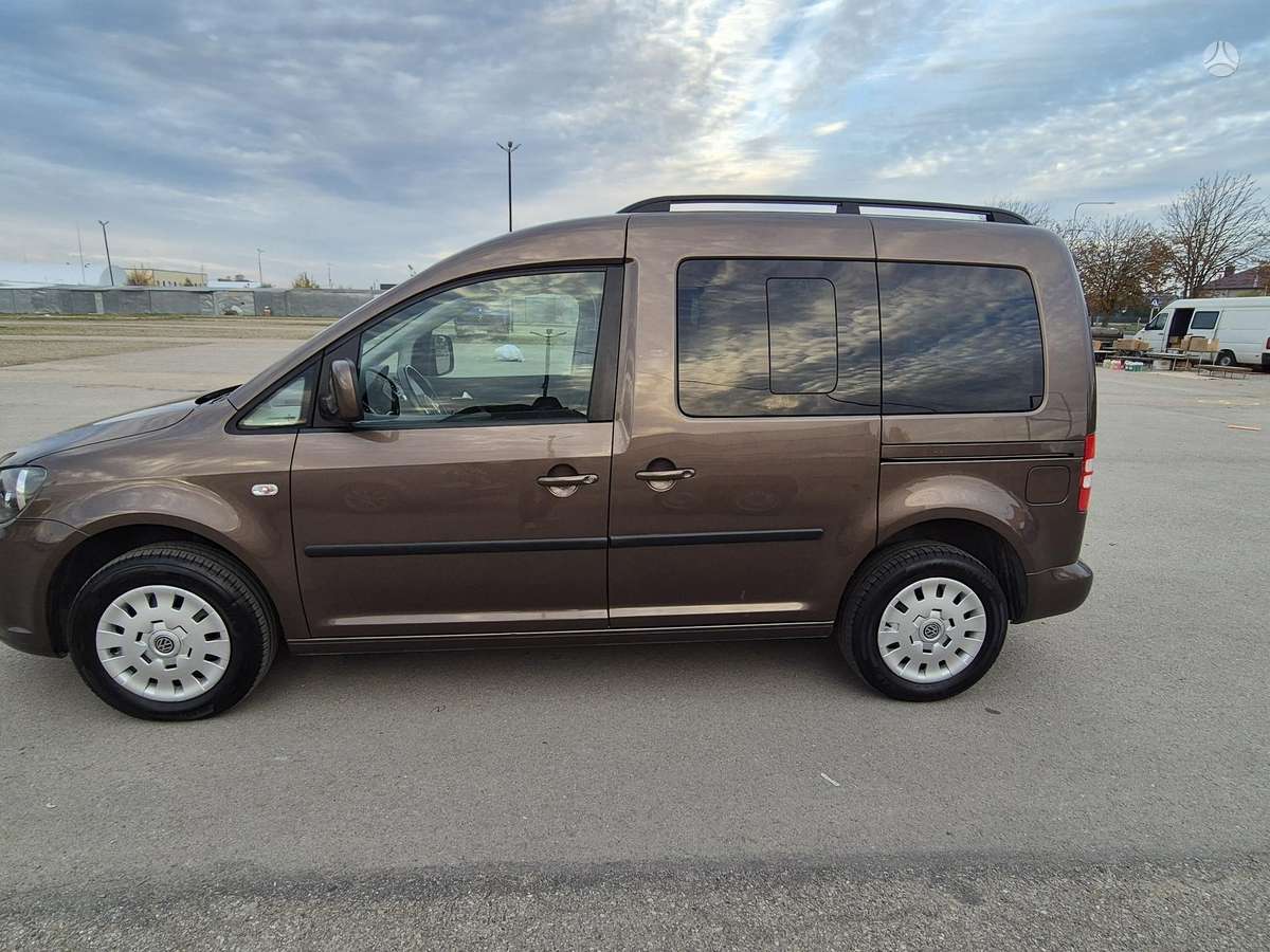 Volkswagen Caddy 2014 — interior