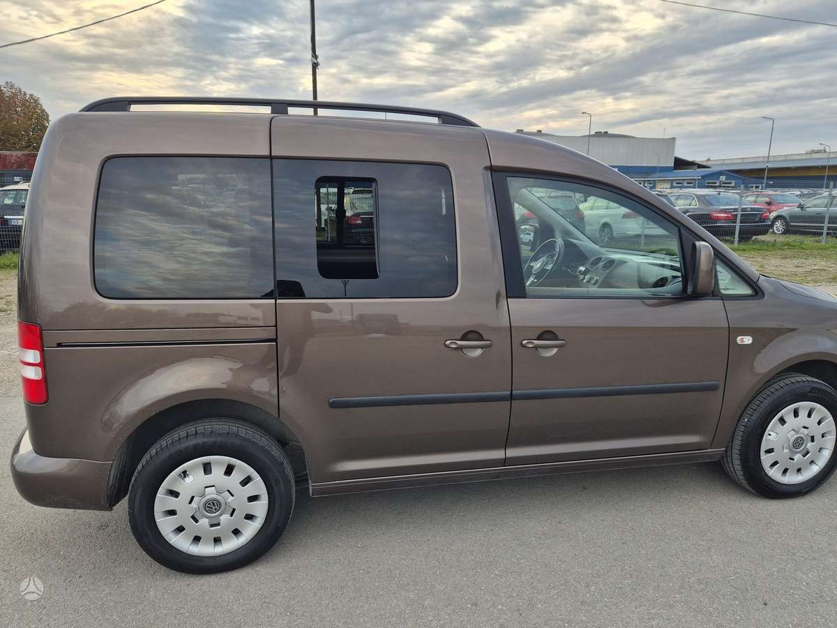 Volkswagen Caddy 2014 — photo 35