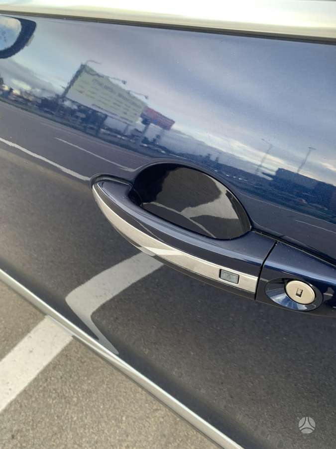 Ford Galaxy 2011 — photo 11