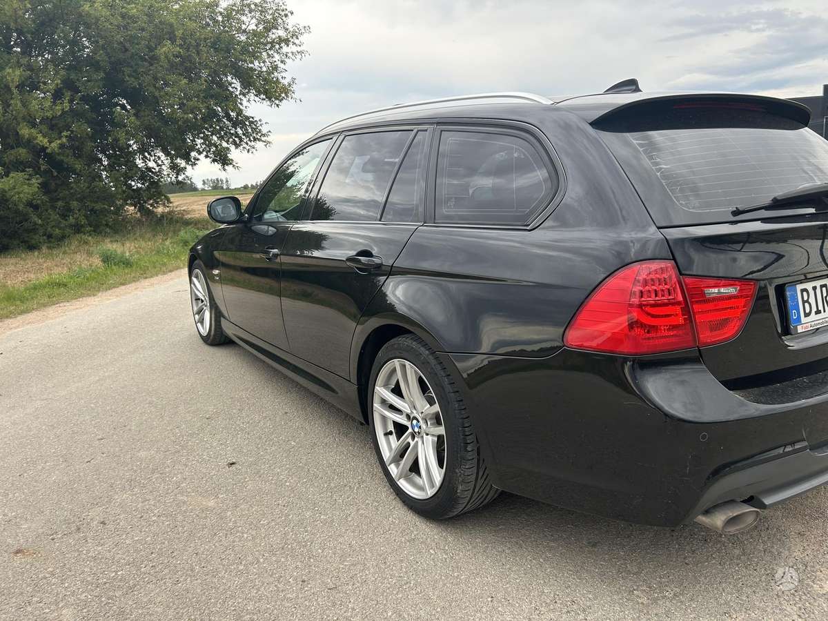 BMW 320 2012 — photo 5