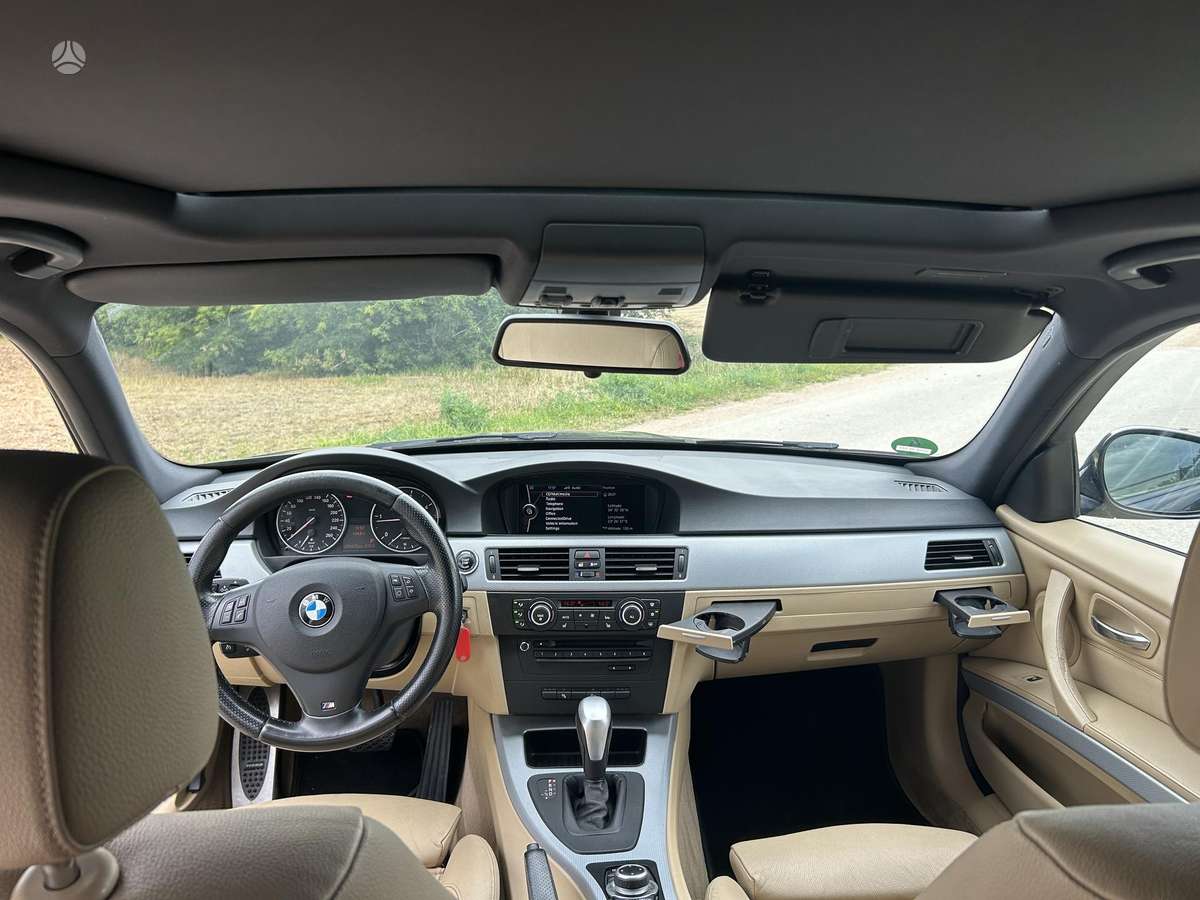 BMW 320 2012 — photo 9