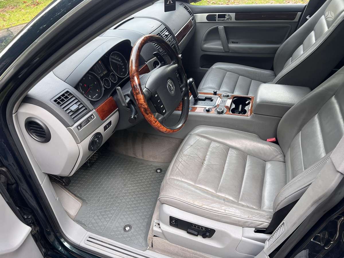 Volkswagen Touareg 2005 — photo 13