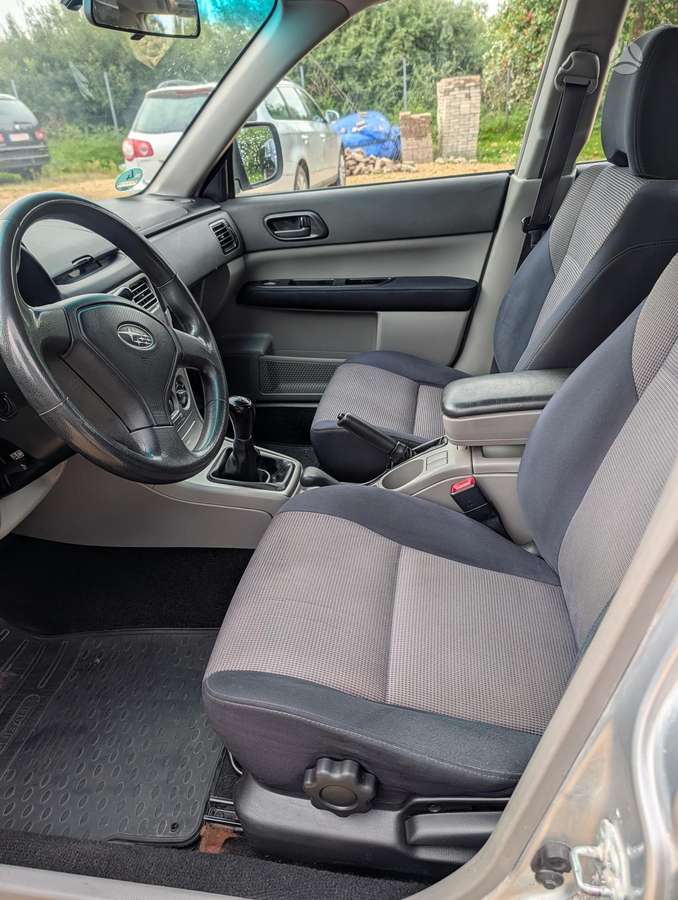 Subaru Forester 2006 — photo 15