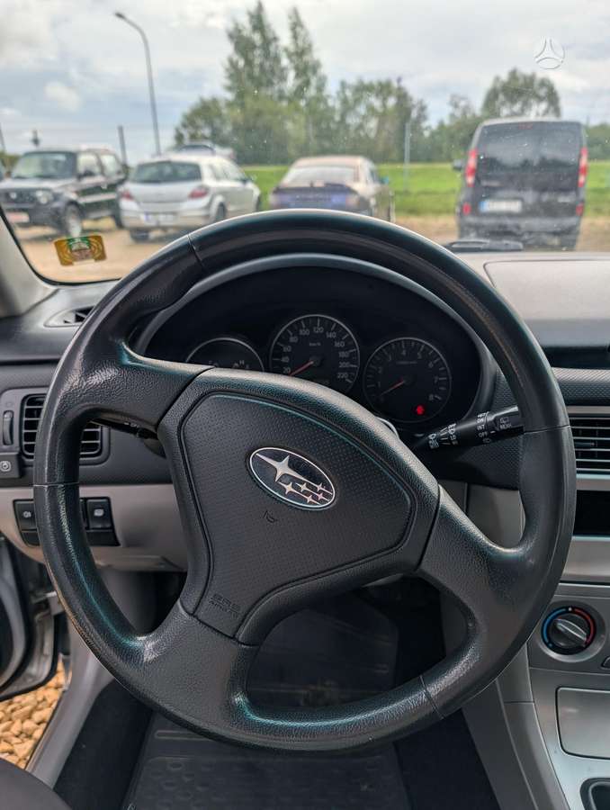Subaru Forester 2006 — photo 18