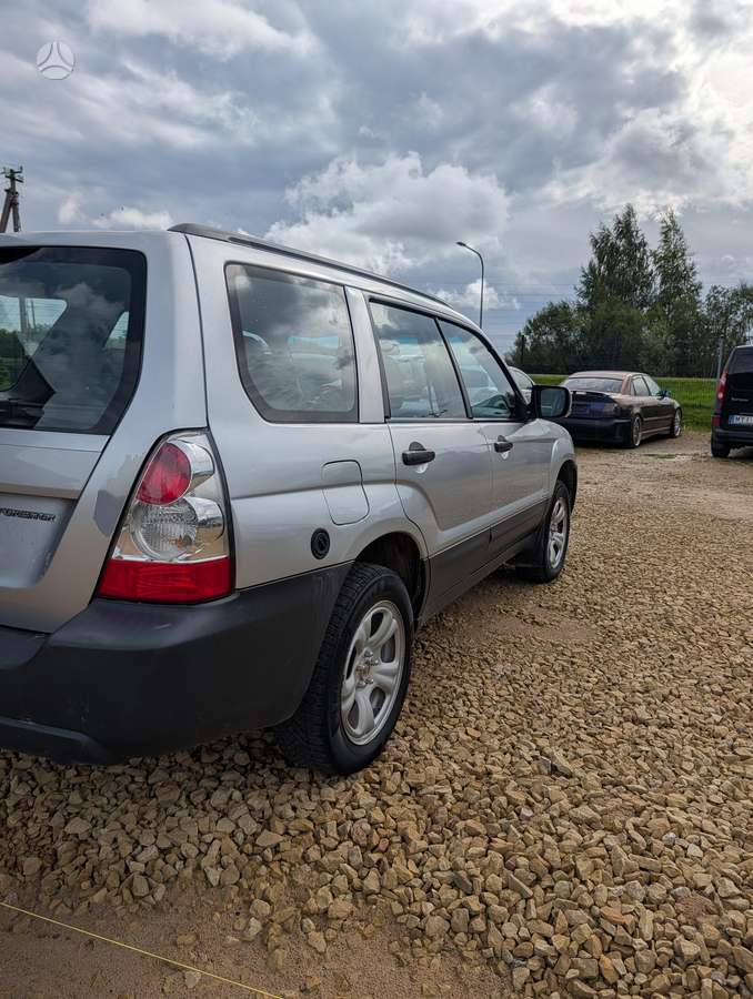 Subaru Forester 2006 — engine 2000 cm³, 158 HP (116kW)