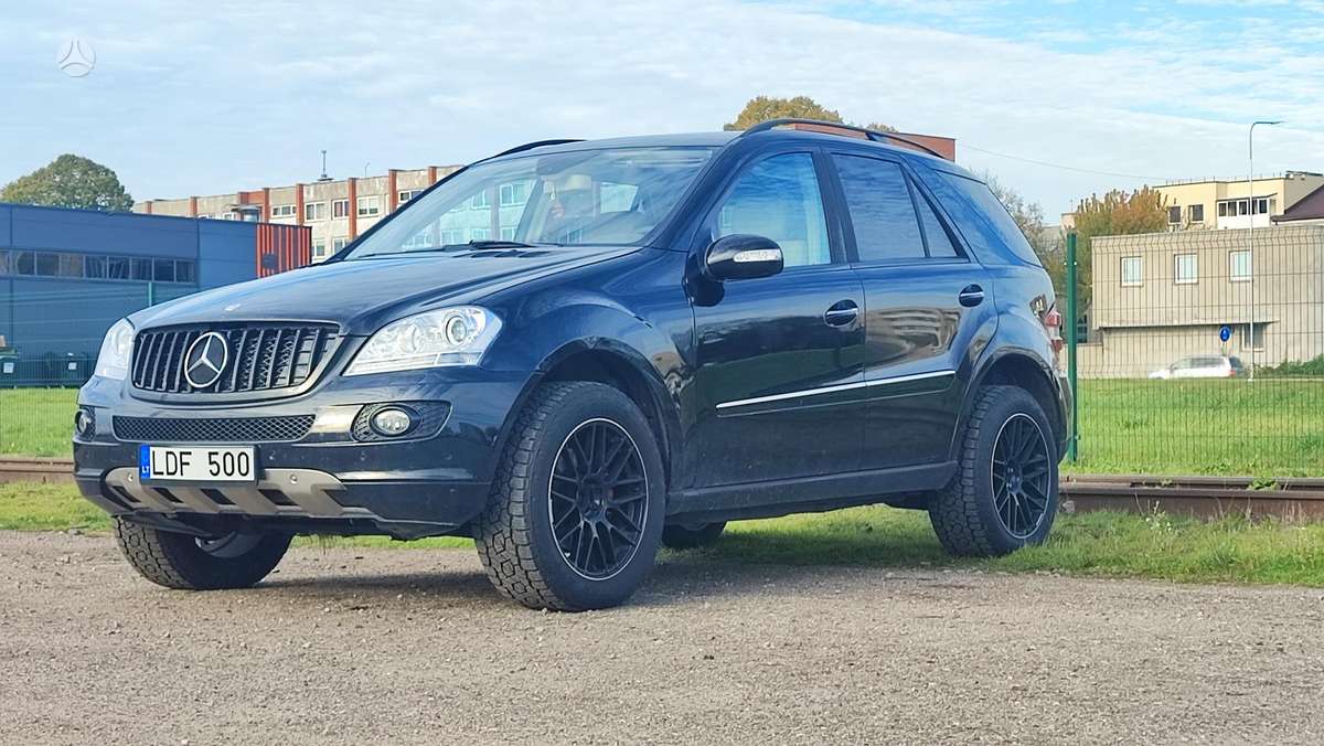 Mercedes-Benz ML500, 2007