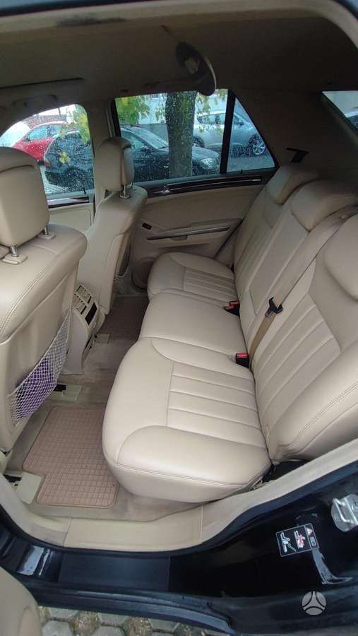 Mercedes-Benz ML500 2007 — photo 17