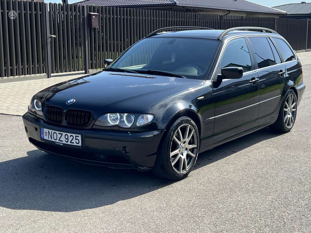BMW 330, 2005