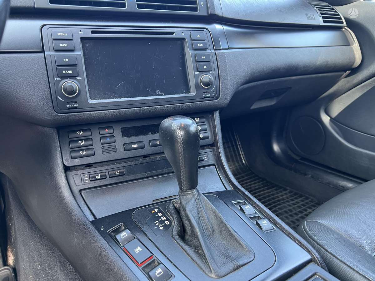 BMW 330 2005 — photo 11