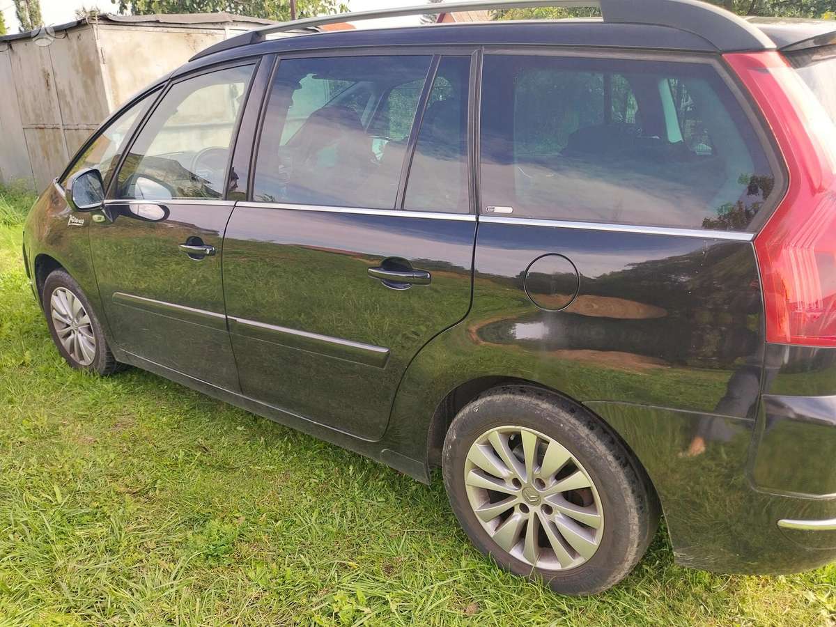 Citroen C4 2009 — engine 1560 cm³, 109 HP (80kW)