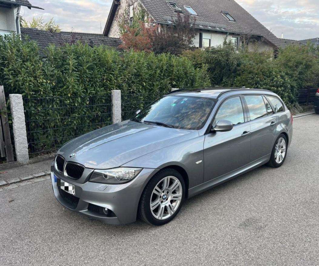 BMW 320, 2010
