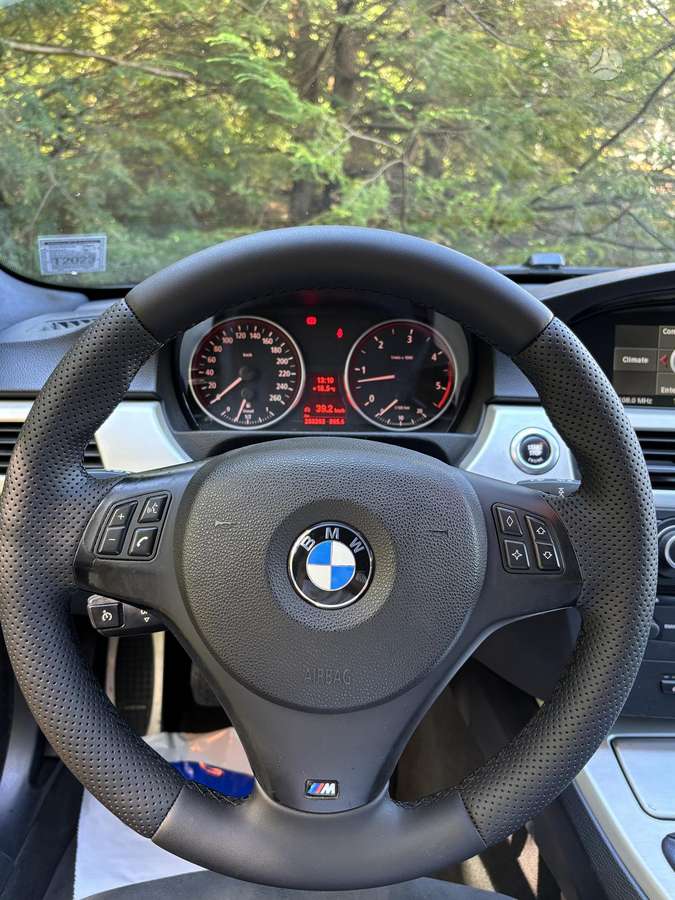 BMW 325 2006 — photo 11