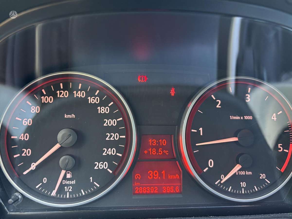 BMW 325 2006 — photo 12
