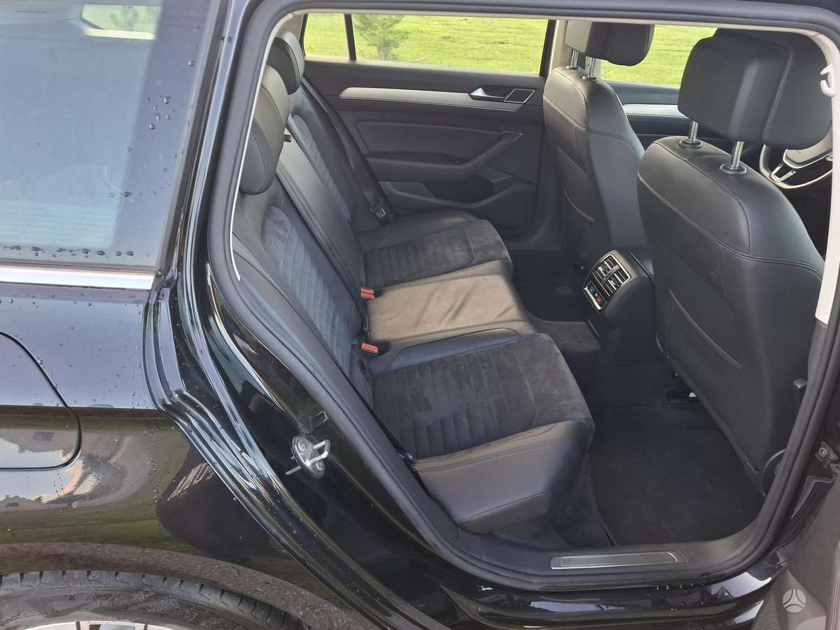 Volkswagen Passat 2015 — photo 10