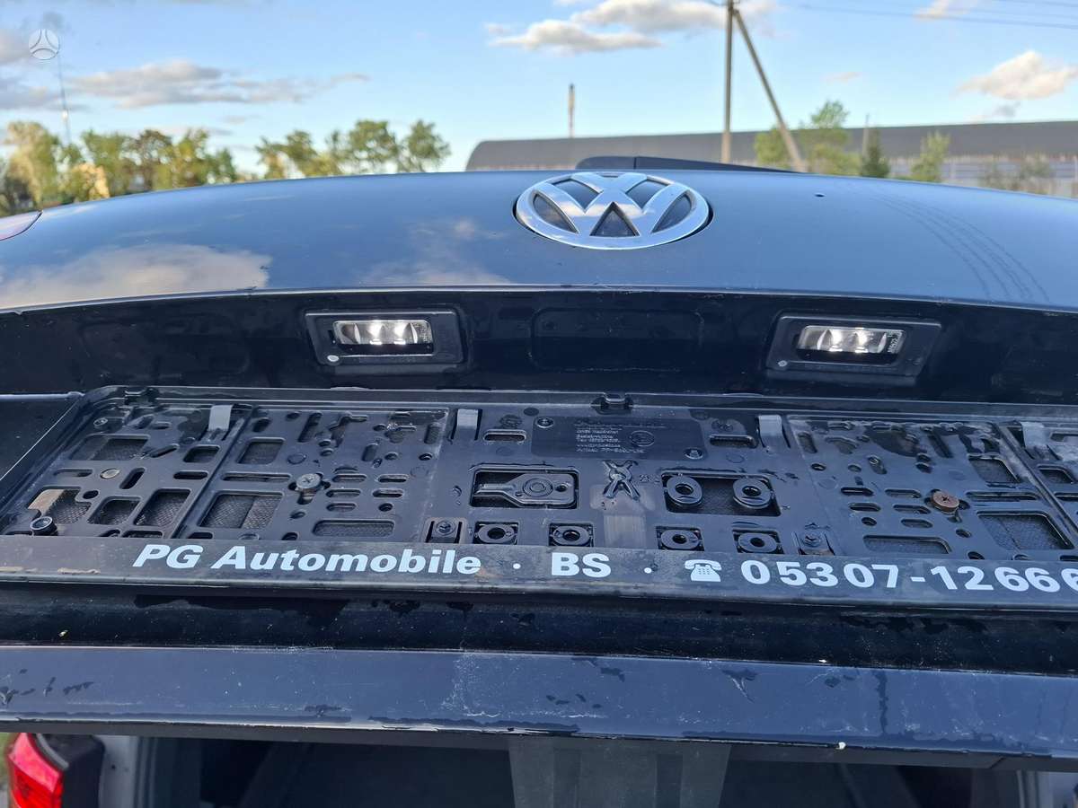 Volkswagen Passat 2015 — photo 18