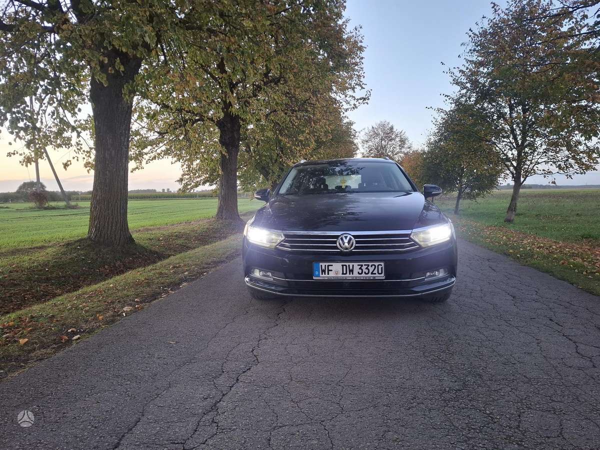 Volkswagen Passat 2015 — interior