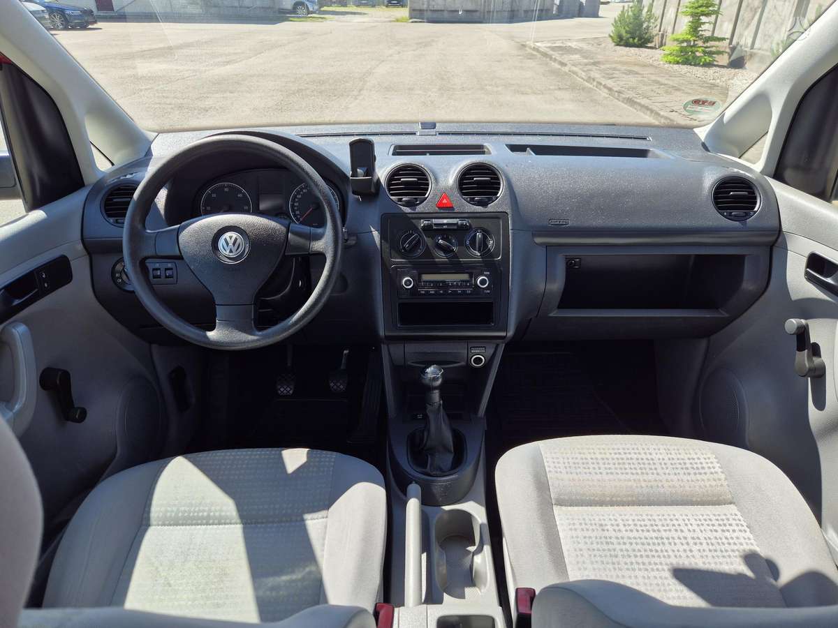Volkswagen Caddy 2009 — photo 9