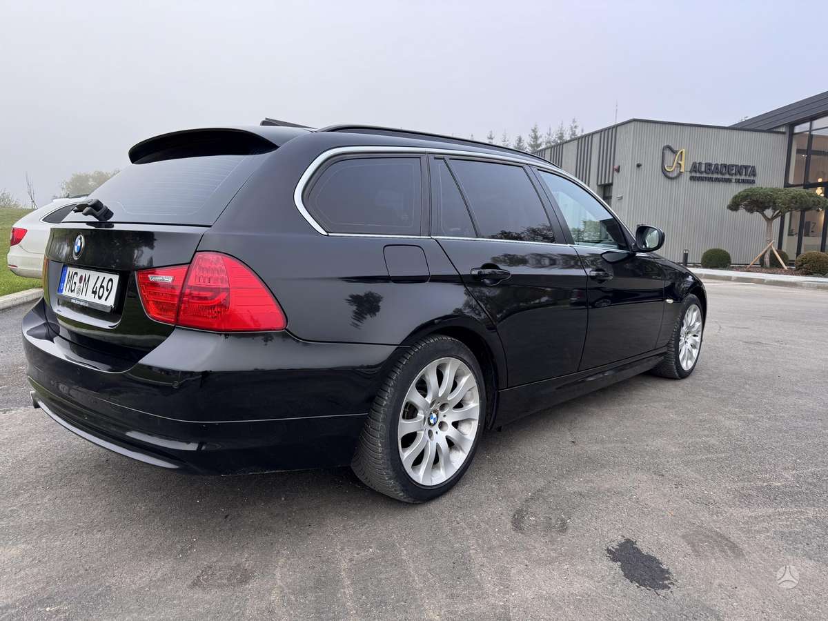 BMW 320 2011 — engine 2000 cm³, 184 HP (135kW)