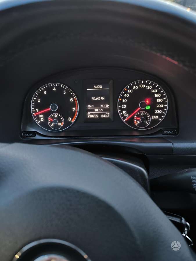 Volkswagen Touran 2013 — photo 14