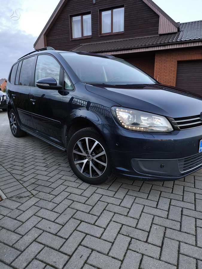 Volkswagen Touran 2013 — photo 5