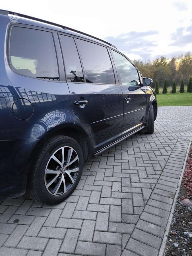 Volkswagen Touran 2013 — photo 6