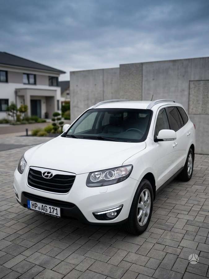 Hyundai Santa 2011 — vehicle for AFU Ukraine